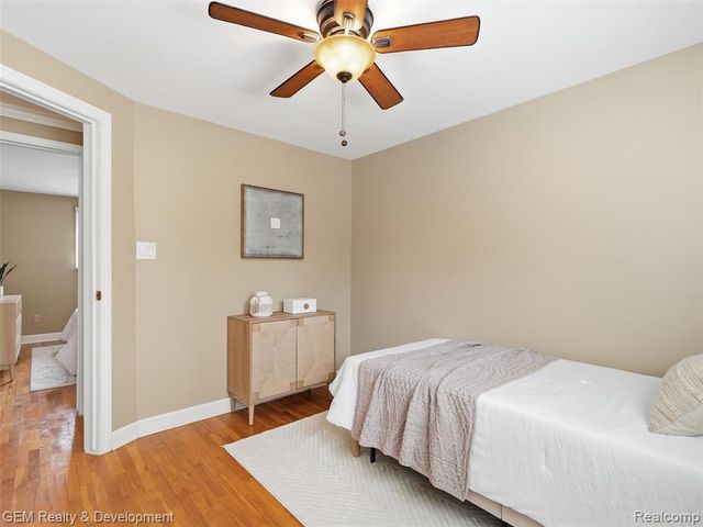 910 Virginia Street, Plymouth, MI 48170