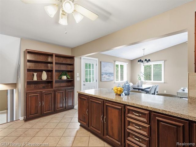 910 Virginia Street, Plymouth, MI 48170