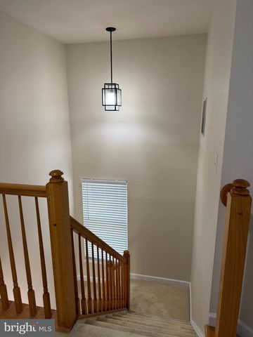 6321 CIDER BARREL CIR, Centreville, VA 20121