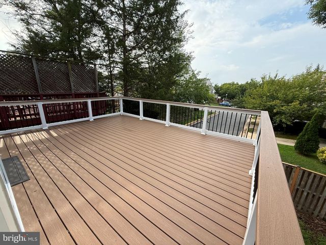 6321 CIDER BARREL CIR, Centreville, VA 20121