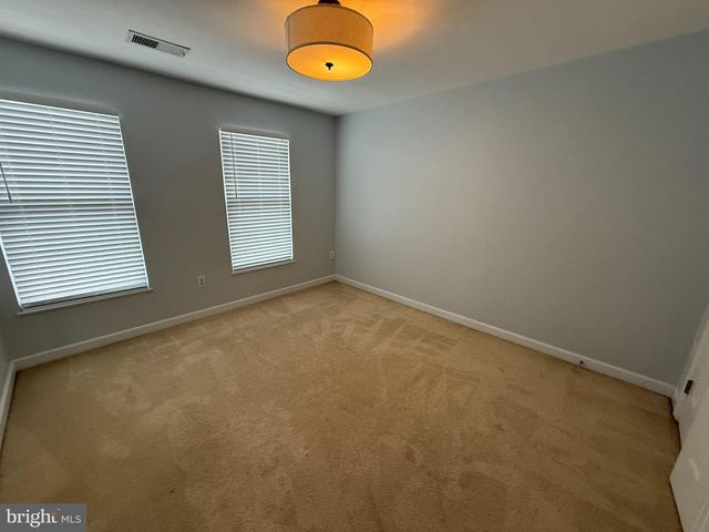 6321 CIDER BARREL CIR, Centreville, VA 20121