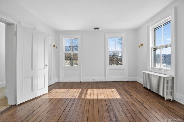 4 Parkview Terrace 2, Huntington, NY 11743