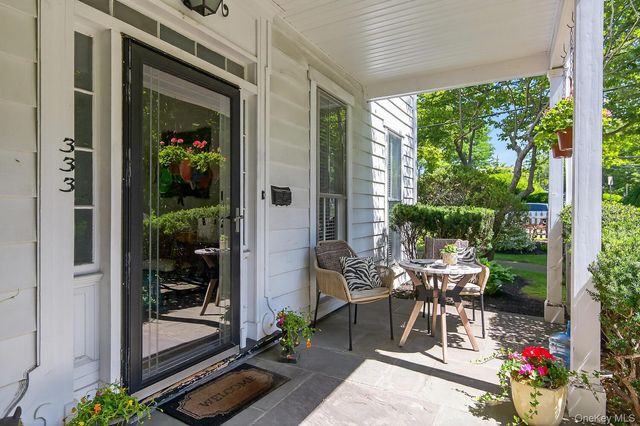 4 Parkview Terrace 2, Huntington, NY 11743