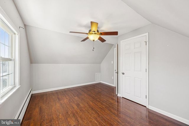 131 IVY HILL RD, Levittown, PA 19057