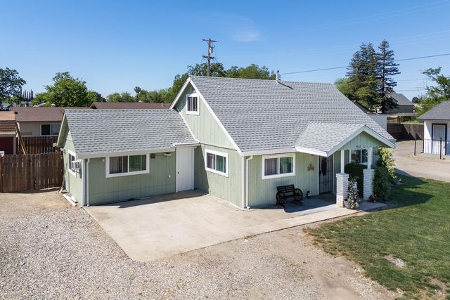 5912 Grove Ave, Marysville, CA 95901