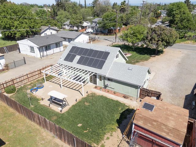 5912 Grove Ave, Marysville, CA 95901