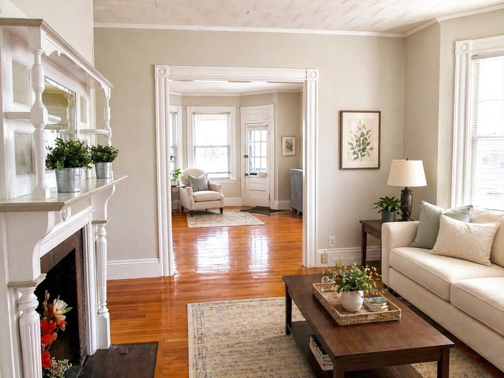 5 Abbott 2, Wellesley, MA 02482