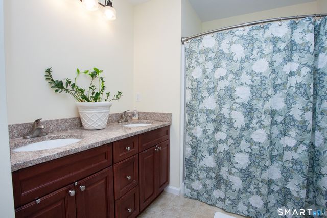 3 Hannah Way, Harwinton, CT 06791