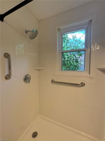 216 Glen Echo DR # 1, Norfolk, VA 23505