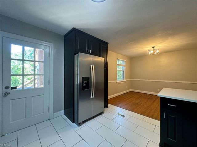 216 Glen Echo DR # 1, Norfolk, VA 23505