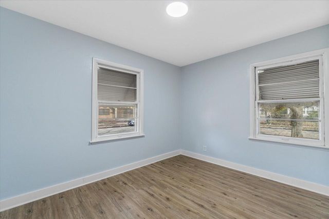 2101 W Fairmount AVENUE, Milwaukee, WI 53209