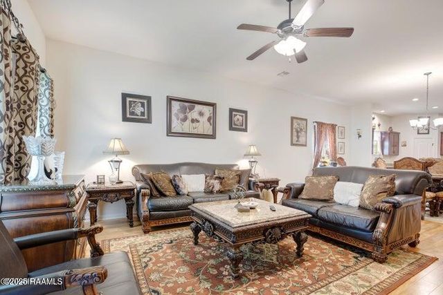 512 Elwick Drive, Lafayette, LA 70507