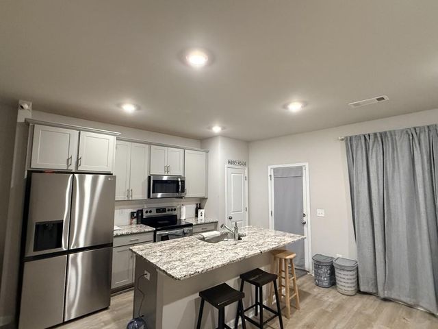 6271 Redan Square 83, Lithonia, GA 30058