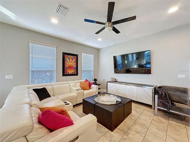 115 SILVER MAPLE ROAD, Groveland, FL 34736