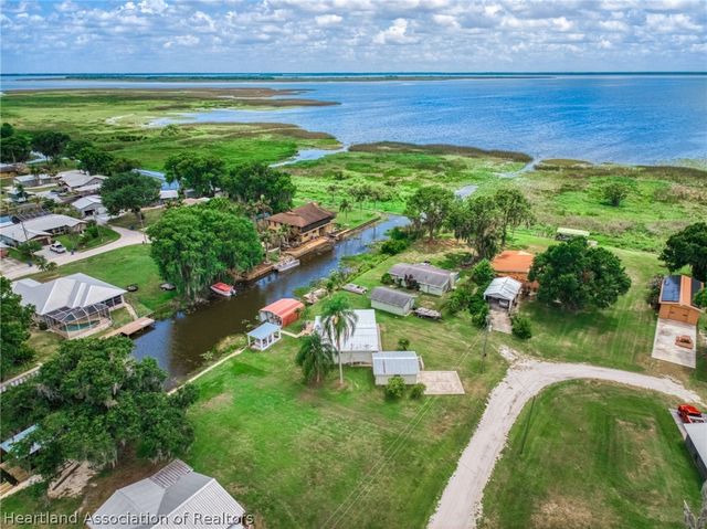 221 Speckled Perch Point, Lorida, FL 33857