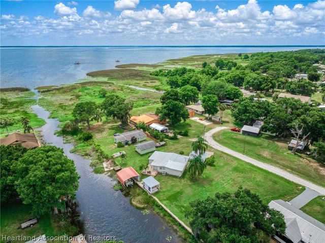 221 Speckled Perch Point, Lorida, FL 33857