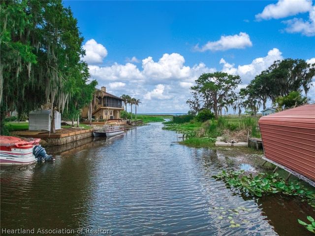 221 Speckled Perch Point, Lorida, FL 33857