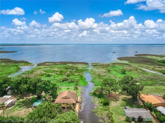 221 Speckled Perch Point, Lorida, FL 33857