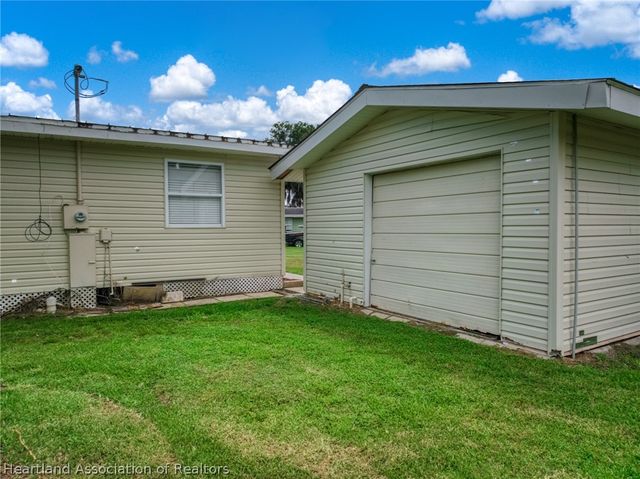 221 Speckled Perch Point, Lorida, FL 33857