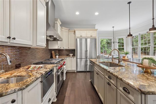 720 Lake Mist Cove, Alpharetta, GA 30004