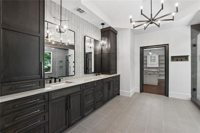 720 Lake Mist Cove, Alpharetta, GA 30004