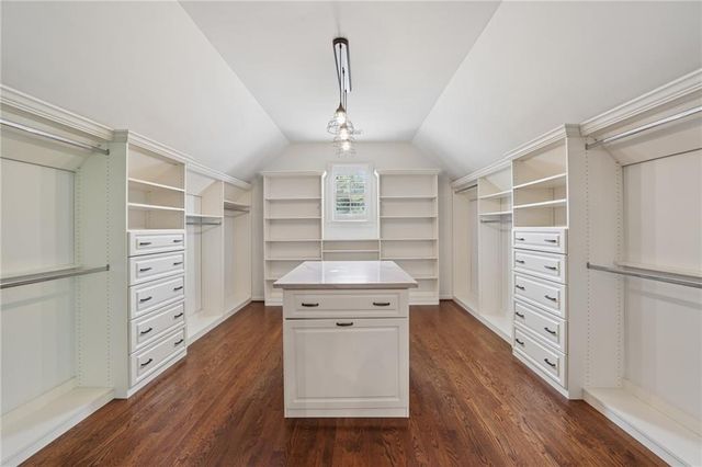 720 Lake Mist Cove, Alpharetta, GA 30004