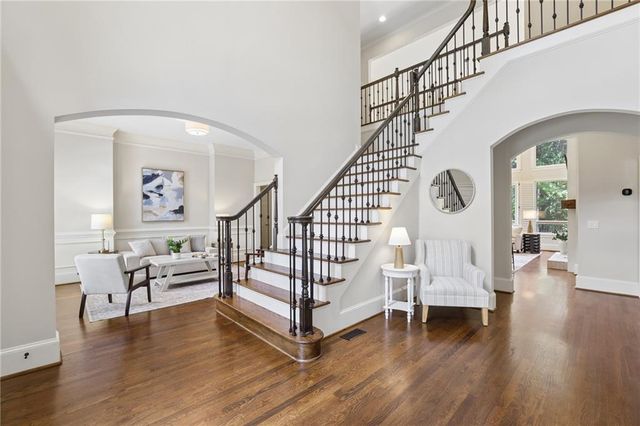 720 Lake Mist Cove, Alpharetta, GA 30004