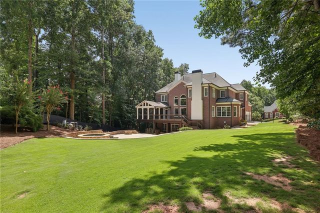 720 Lake Mist Cove, Alpharetta, GA 30004