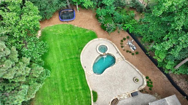 720 Lake Mist Cove, Alpharetta, GA 30004