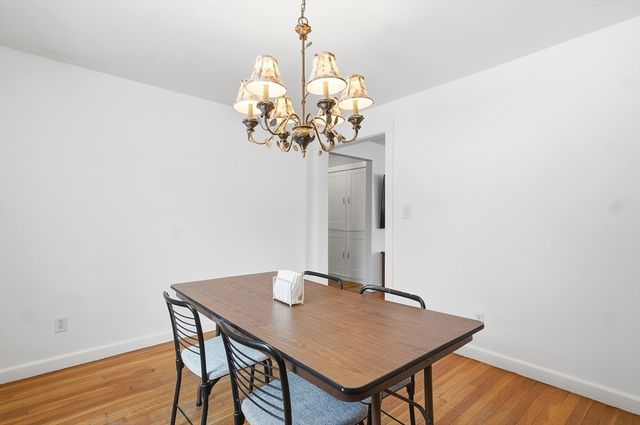 40 Linwood Street, Chelmsford, MA 01824