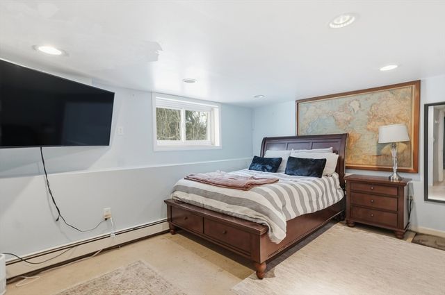 40 Linwood Street, Chelmsford, MA 01824