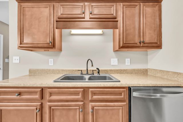 506 Oakmont Dr, Clarksville, TN 37042