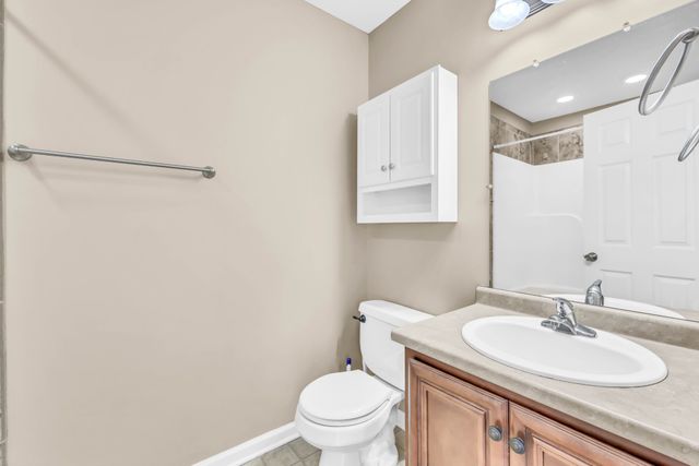 506 Oakmont Dr, Clarksville, TN 37042