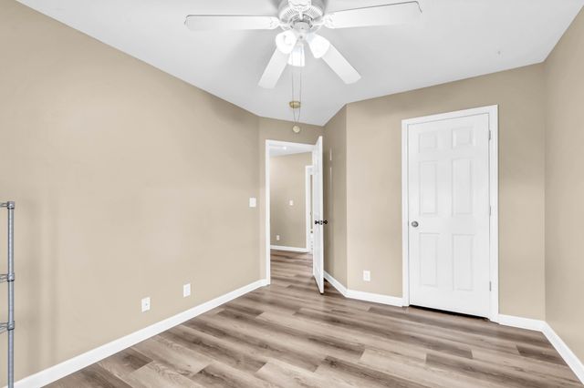 506 Oakmont Dr, Clarksville, TN 37042