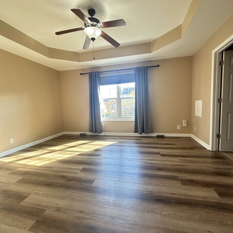 506 Oakmont Dr, Clarksville, TN 37042