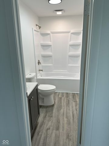 2185 W State Road 234, Fortville, IN 46040