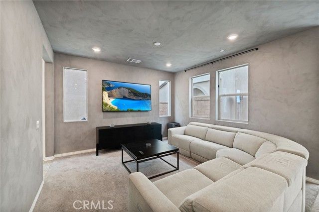 16667 Snowdrop 2, Fontana, CA 92336