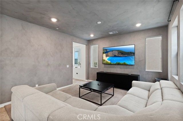 16667 Snowdrop 2, Fontana, CA 92336