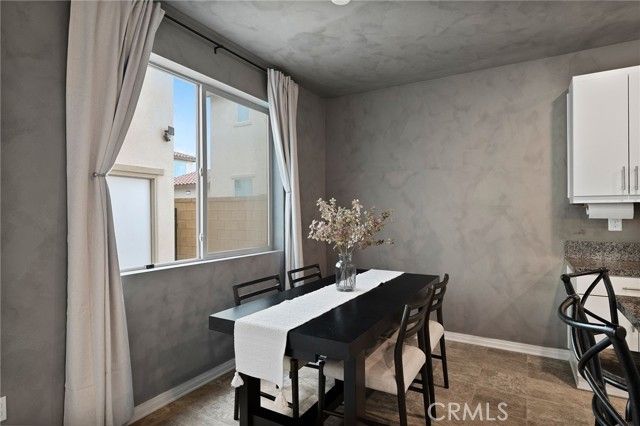 16667 Snowdrop 2, Fontana, CA 92336