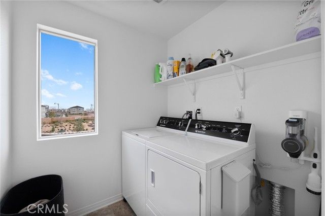 16667 Snowdrop 2, Fontana, CA 92336