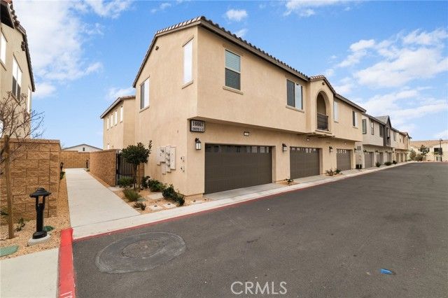 16667 Snowdrop 2, Fontana, CA 92336