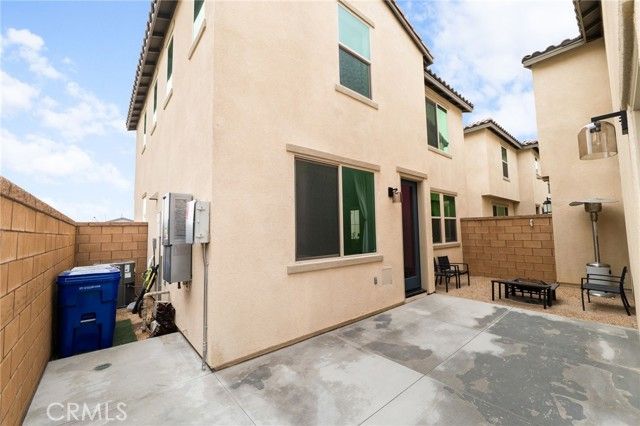 16667 Snowdrop 2, Fontana, CA 92336