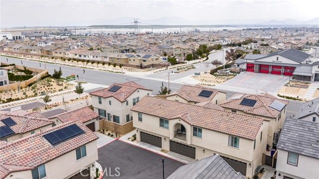 16667 Snowdrop 2, Fontana, CA 92336