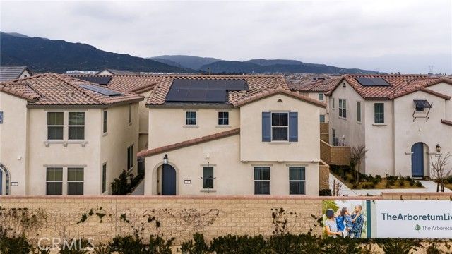 16667 Snowdrop 2, Fontana, CA 92336