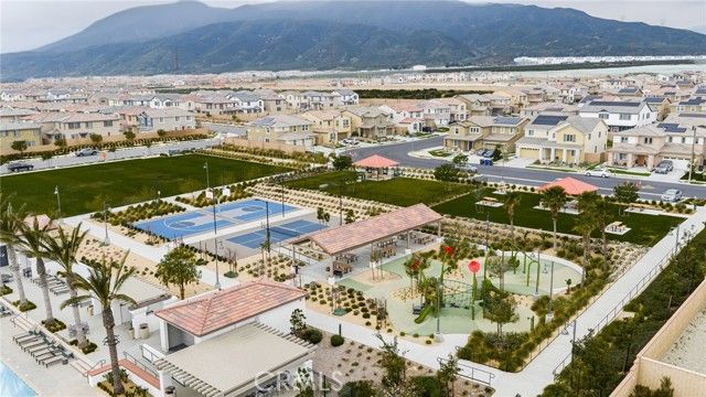 16667 Snowdrop 2, Fontana, CA 92336