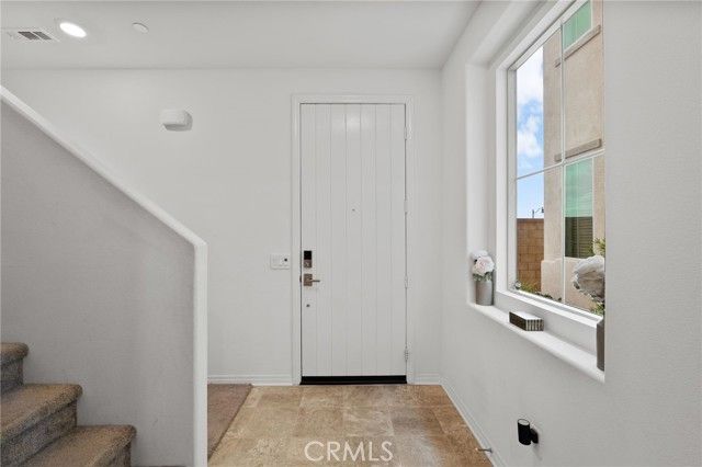 16667 Snowdrop 2, Fontana, CA 92336