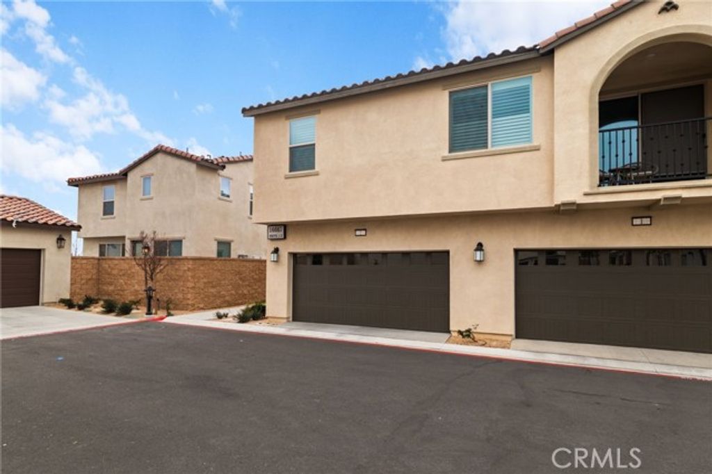 16667 Snowdrop 2, Fontana, CA 92336