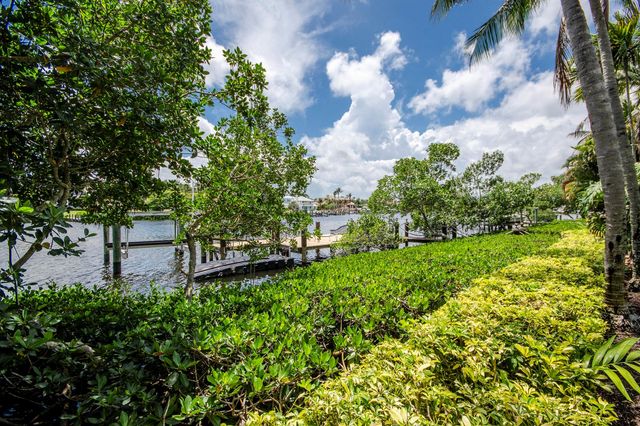 19028 SE Windward Island Lane, Jupiter, FL 33458