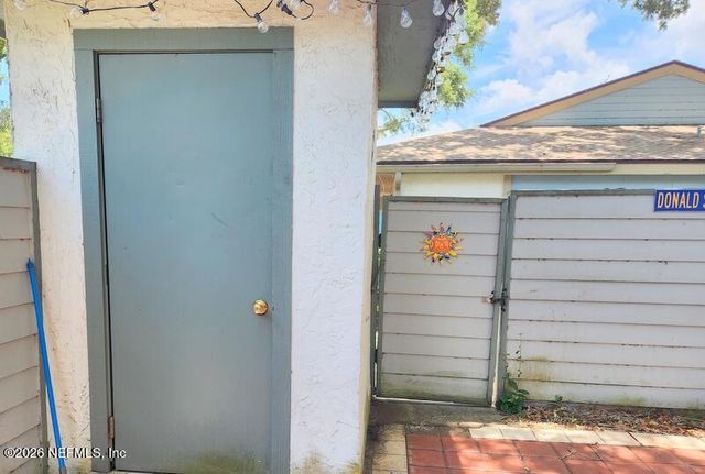 1004 DEFENDER Court W 1004, Jacksonville, FL 32233