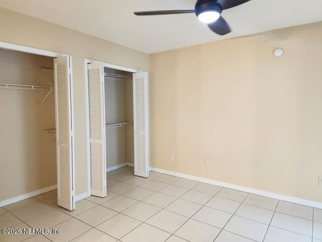 1004 DEFENDER Court W 1004, Jacksonville, FL 32233